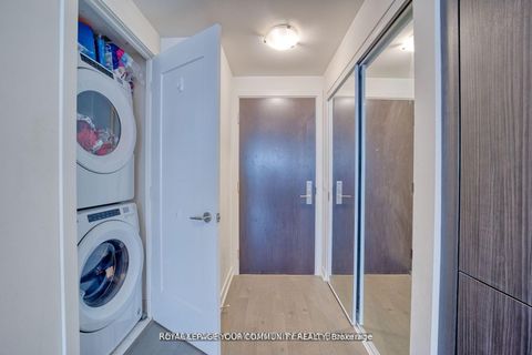 Photo 16 at 1711 - 330 Richmond Street W, Waterfront Communities C1, Toronto