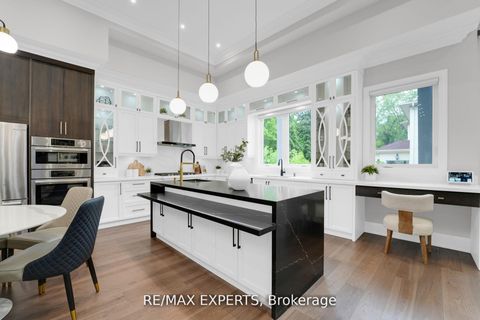 Photo 9 at 92 Churchill Avenue, Willowdale West, Toronto