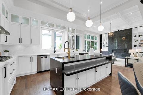 Photo 13 at 92 Churchill Avenue, Willowdale West, Toronto