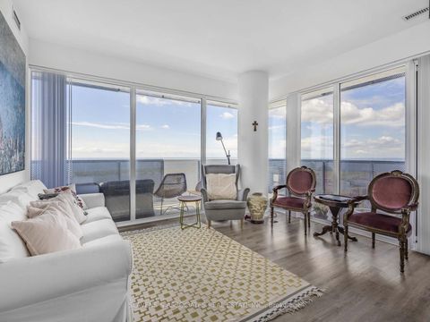 Photo 2 at 6609 - 138 Downes Street, Waterfront Communities C1, Toronto