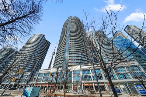 Photo 13 at 3311 - 208 Queens Quay W, Waterfront Communities C1, Toronto