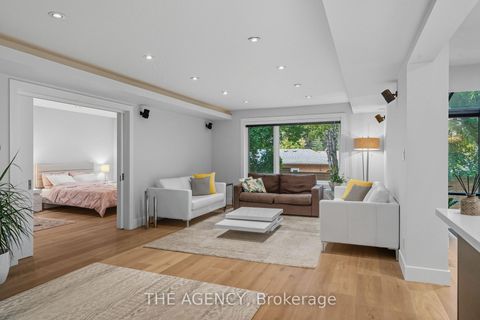 Photo 5 at 92 Citation Drive, Bayview Village, Toronto