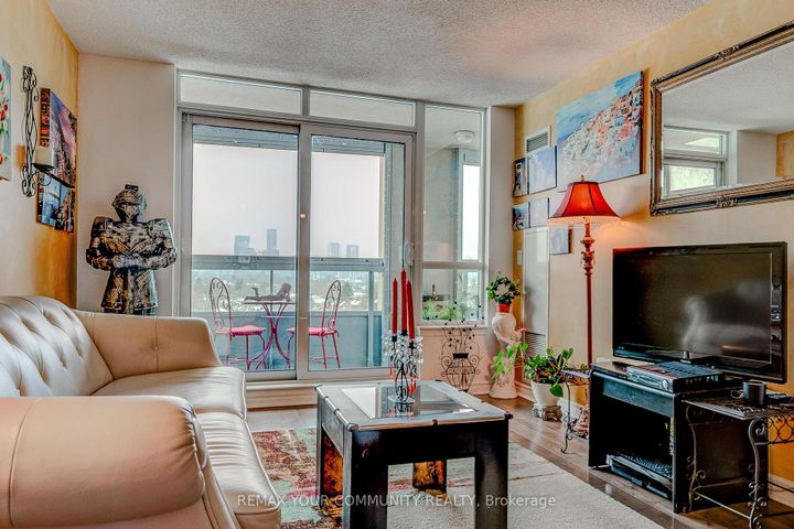 Photo 8 at 813 - 17 Barberry Place, Bayview Village, Toronto