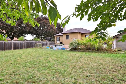 Photo 27 at 38 Claver Avenue, Glen Park, Toronto