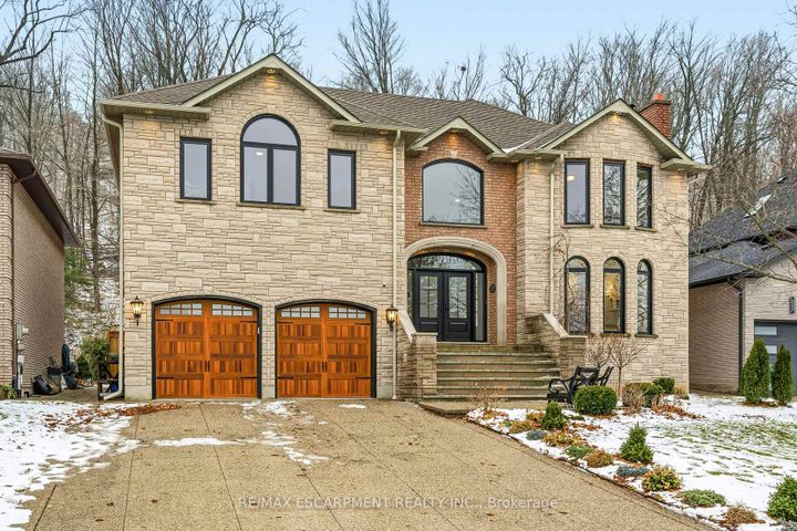 Photo 0 at 82 Maple Drive, Stoney Creek, Hamilton