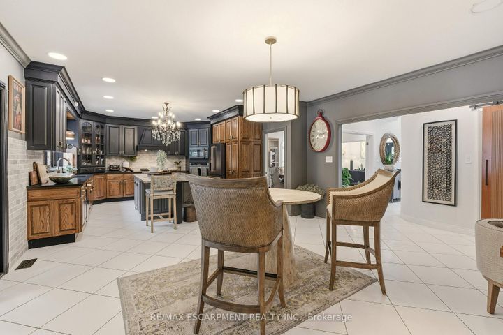 Photo 17 at 82 Maple Drive, Stoney Creek, Hamilton