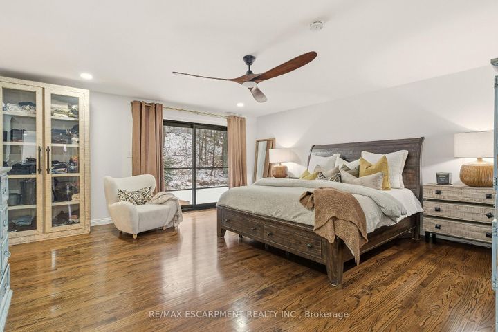 Photo 22 at 82 Maple Drive, Stoney Creek, Hamilton