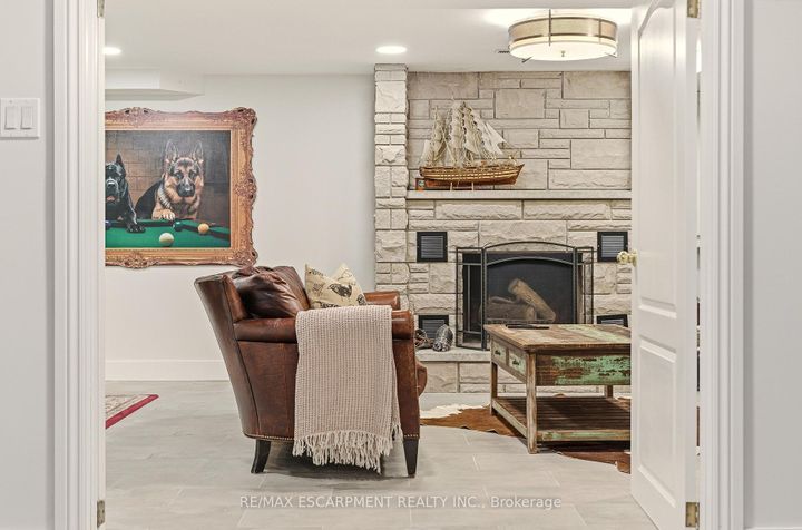 Photo 30 at 82 Maple Drive, Stoney Creek, Hamilton