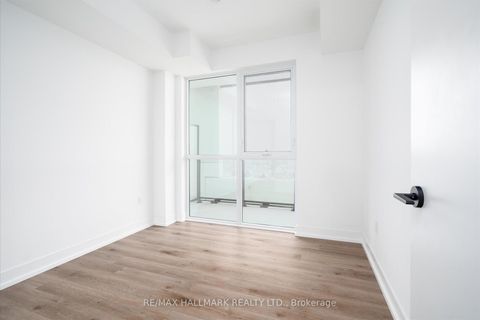 Photo 7 at 621 - 60 George Butchart Drive, CFB, Toronto