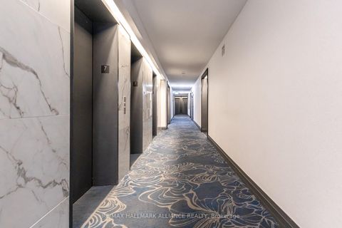 Photo 2 at 707 - 3 Rowntree Road, Jamestown, Toronto