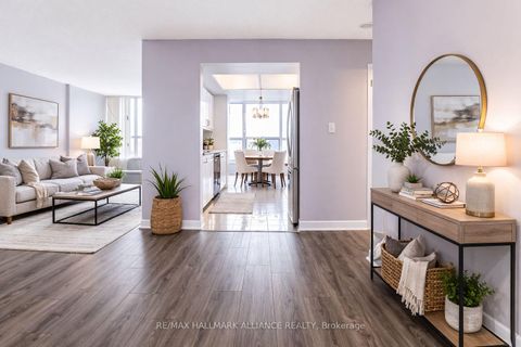 Photo 4 at 707 - 3 Rowntree Road, Jamestown, Toronto