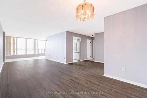 Photo 5 at 707 - 3 Rowntree Road, Jamestown, Toronto