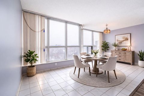 Photo 8 at 707 - 3 Rowntree Road, Jamestown, Toronto