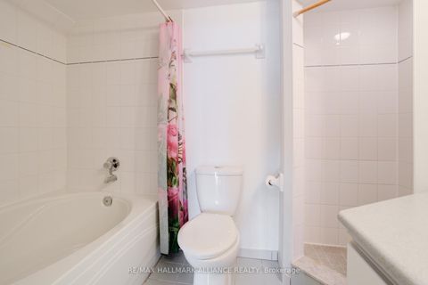 Photo 19 at 707 - 3 Rowntree Road, Jamestown, Toronto