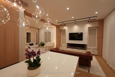 Photo 7 at 33 Thorndale Avenue, Kingsway South, Toronto