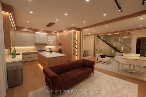 Photo 8 at 33 Thorndale Avenue, Kingsway South, Toronto