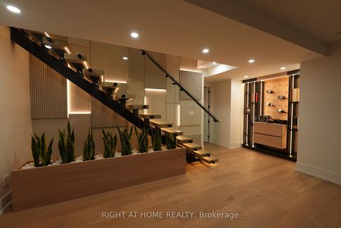 Photo 32 at 33 Thorndale Avenue, Kingsway South, Toronto