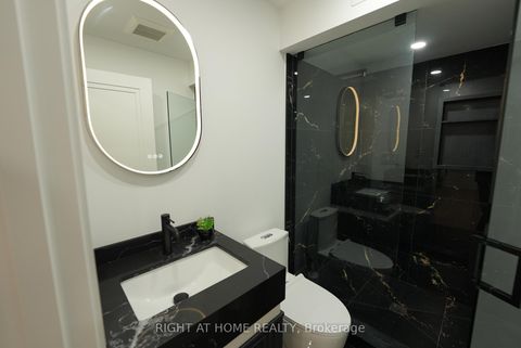 Photo 35 at 33 Thorndale Avenue, Kingsway South, Toronto