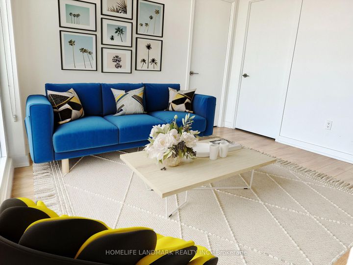 Photo 1 at 2011 - 117 Mcmahon Drive, Bayview Village, Toronto