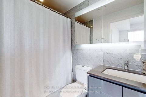 Photo 13 at 2011 - 117 Mcmahon Drive, Bayview Village, Toronto