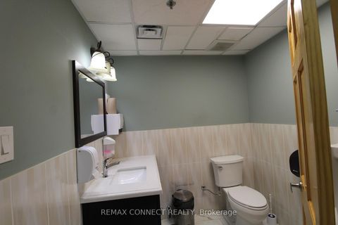 Photo 16 at 12 - 1415 Kennedy Road, Dorset Park, Toronto