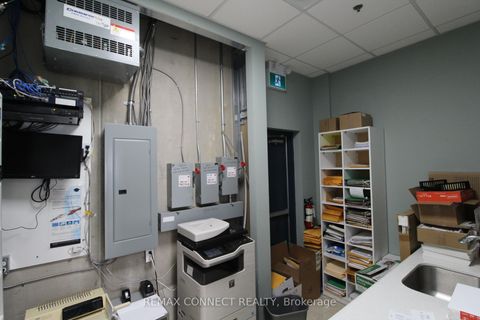 Photo 20 at 12 - 1415 Kennedy Road, Dorset Park, Toronto