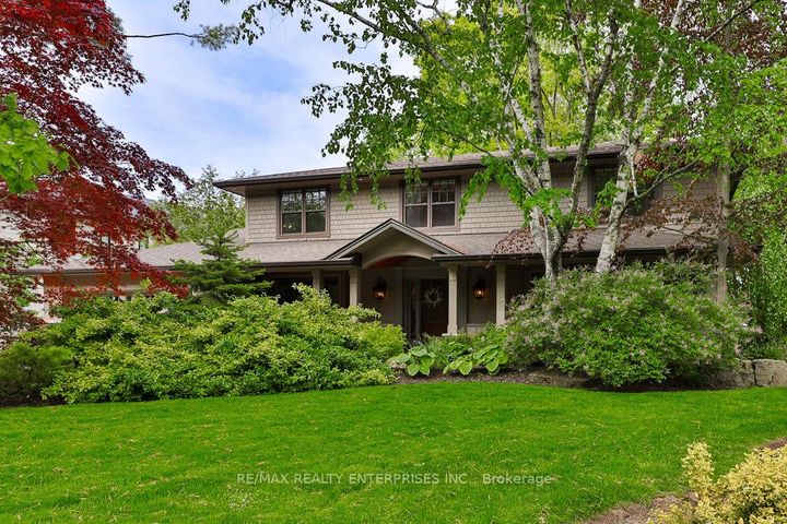 Photo 1 at 1293 Greenoaks Drive, Lorne Park, Mississauga