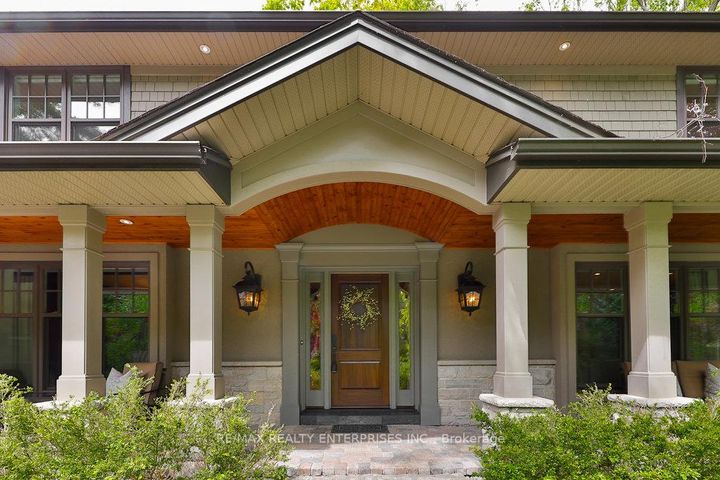 Photo 3 at 1293 Greenoaks Drive, Lorne Park, Mississauga