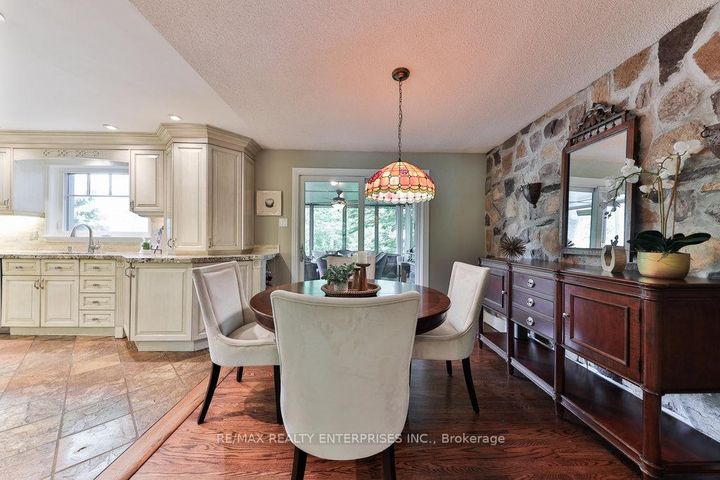 Photo 15 at 1293 Greenoaks Drive, Lorne Park, Mississauga