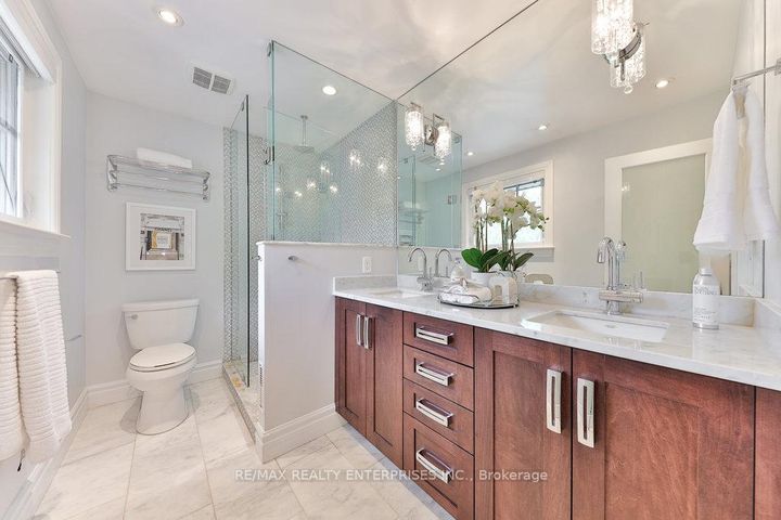 Photo 23 at 1293 Greenoaks Drive, Lorne Park, Mississauga