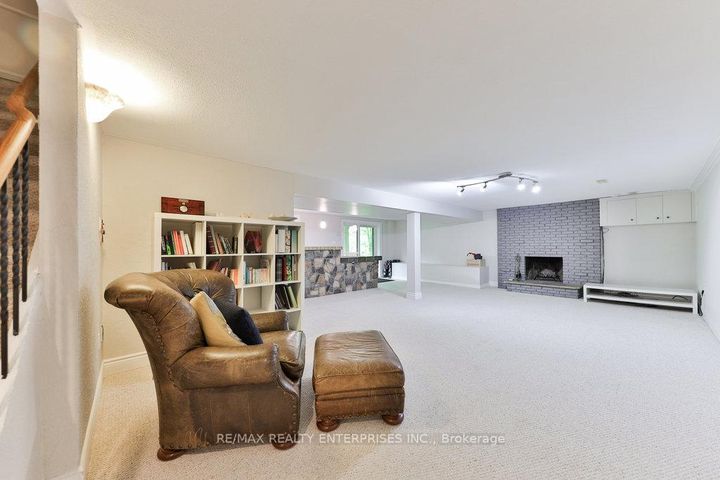 Photo 32 at 1293 Greenoaks Drive, Lorne Park, Mississauga