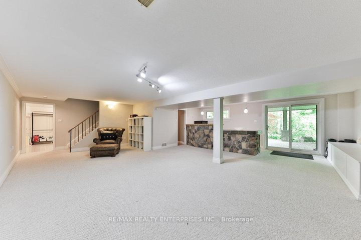 Photo 33 at 1293 Greenoaks Drive, Lorne Park, Mississauga