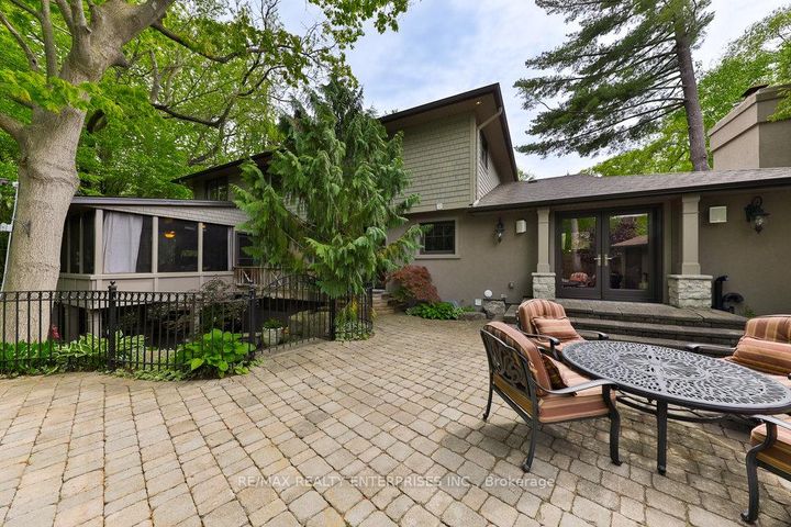 Photo 38 at 1293 Greenoaks Drive, Lorne Park, Mississauga