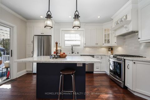 Photo 18 at 11 Dominion Road, Long Branch, Toronto