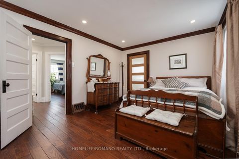 Photo 28 at 11 Dominion Road, Long Branch, Toronto