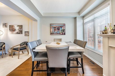 Photo 12 at 142 Farooq Boulevard S, Vellore Village, Vaughan