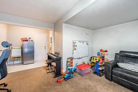 Photo 29 at 142 Farooq Boulevard S, Vellore Village, Vaughan