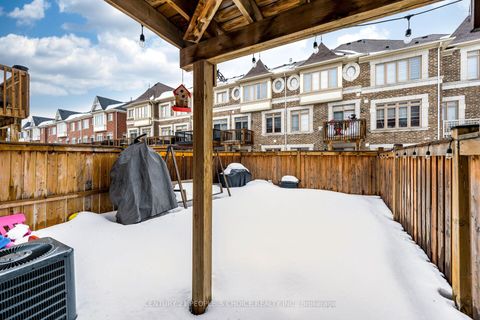 Photo 31 at 142 Farooq Boulevard S, Vellore Village, Vaughan