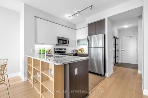 Photo 15 at 701 - 530 St. Clair Avenue W, Cedarvale, Toronto