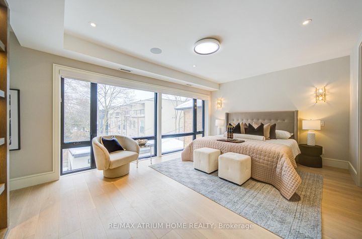 Photo 10 at 6 Hillholm Road, Forest Hill South, Toronto