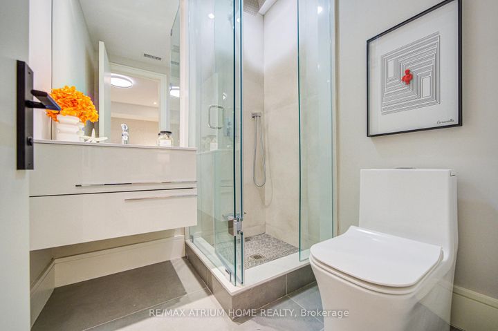 Photo 18 at 6 Hillholm Road, Forest Hill South, Toronto