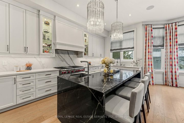 Photo 11 at 112 Mildenhall Road, Lawrence Park North, Toronto