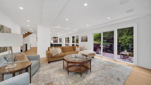 Photo 14 at 15 Silvergrove Road, Windfields, Toronto