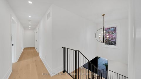 Photo 20 at 15 Silvergrove Road, Windfields, Toronto