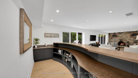 Photo 37 at 15 Silvergrove Road, Windfields, Toronto