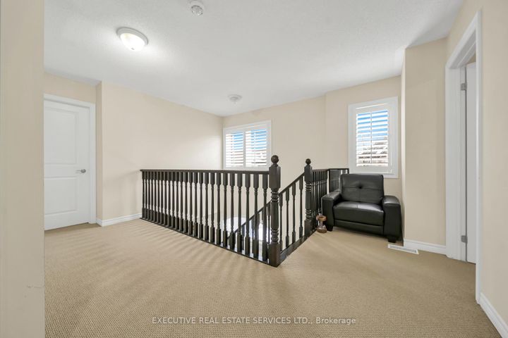 Photo 22 at 13 Masken Circle, Northwest Brampton, Brampton