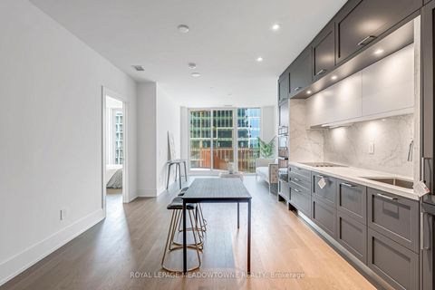 Photo 11 at 826 - 155 Merchants' Wharf, Waterfront Communities C8, Toronto