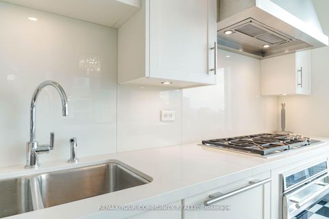 Photo 12 at 3903 - 183 Wellington Street W, Waterfront Communities C1, Toronto