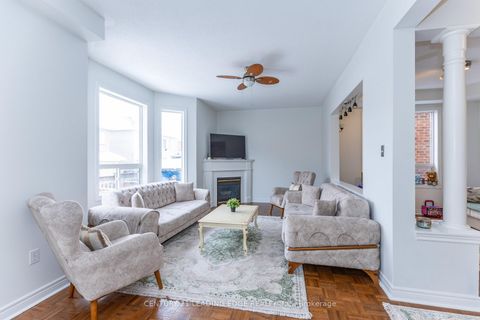 Photo 14 at 20 Bucksaw Drive, Vellore Village, Vaughan