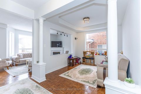 Photo 18 at 20 Bucksaw Drive, Vellore Village, Vaughan